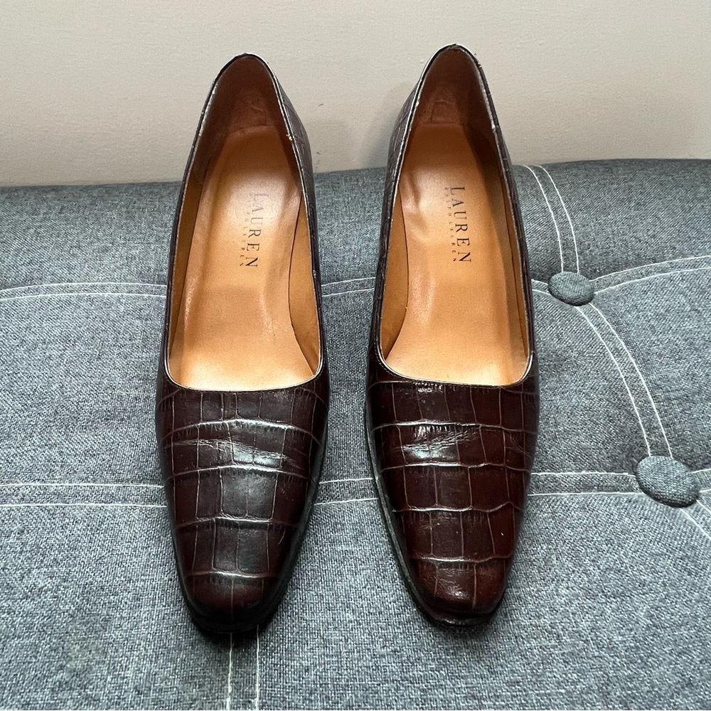 Ralph Lauren low heel brown leather size 6.5